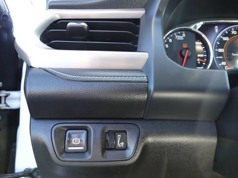 Used 2019 GMC Acadia Denali w/ Technology Package FWD image 60