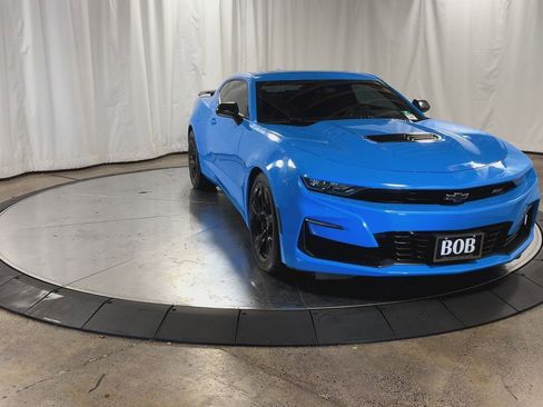 Used 2022 Chevrolet Camaro SS image 3