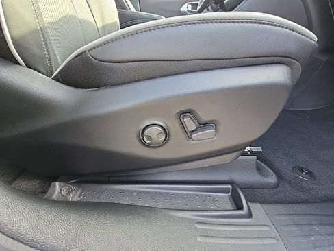 New 2026 Chrysler Pacifica Limited w/ S Appearance Package image 56