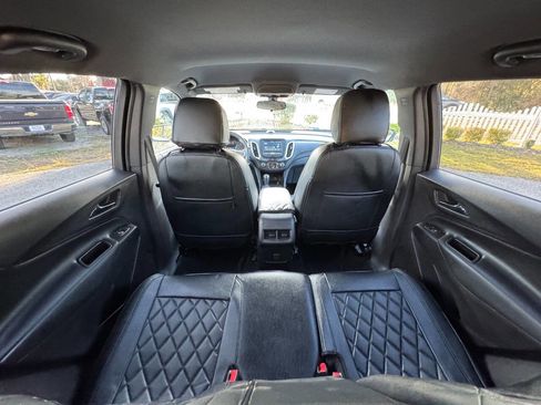 Used 2018 Chevrolet Equinox LT image 41