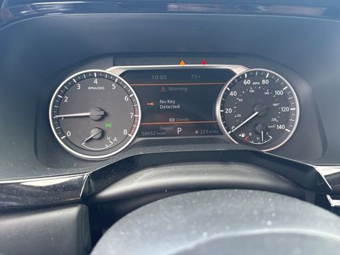 Used 2022 Nissan Pathfinder SL w/ SL Premium Package image 12