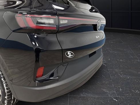 Used 2023 Volkswagen ID.4 Pro image 30