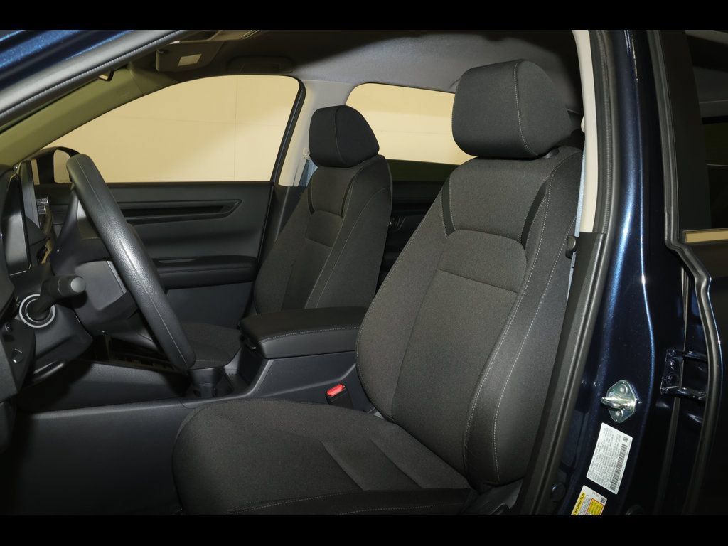 Used 2025 Honda CR-V LX image 22