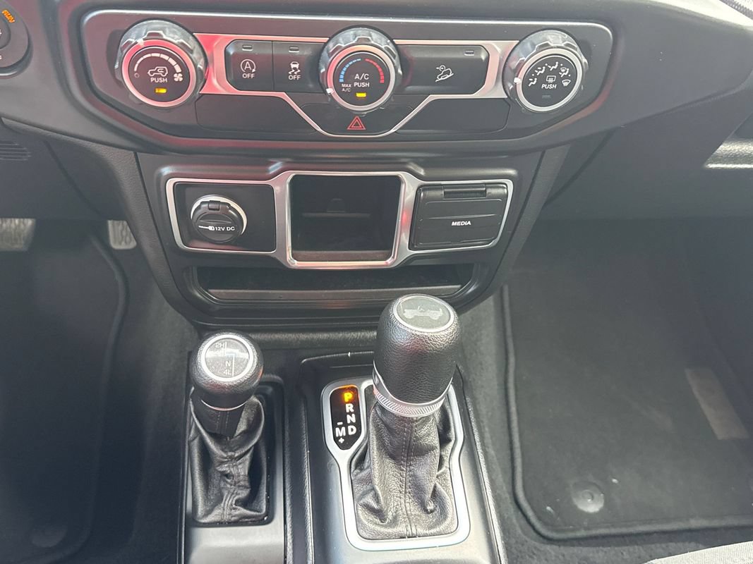 Used 2020 Jeep Wrangler Unlimited Sport AWD/4WD image 29