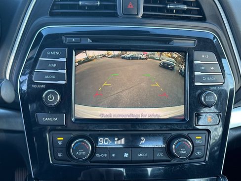 Used 2023 Nissan Maxima SV w/ Floor Mat Group image 28
