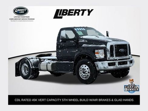 Used 2025 Ford F750 2WD Regular Cab Super Duty image 1