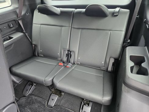 Used 2024 Hyundai Santa Fe Limited FWD image 16