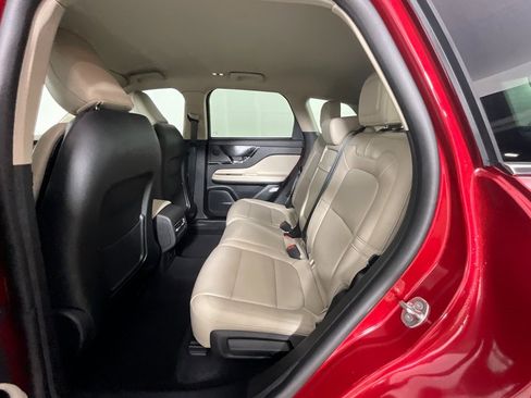 Used 2025 Lincoln Corsair FWD image 24