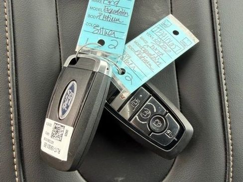 New 2026 Ford Expedition Platinum w/ Stealth Appearance Package image 26