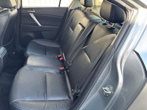 Used 2012 MAZDA MAZDA3 i Grand Touring w/ Tech Pkg image 28