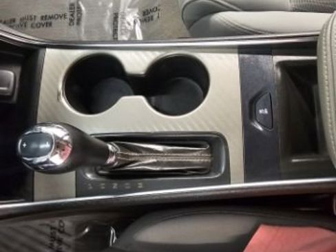 Used 2017 Chevrolet Impala LS image 17