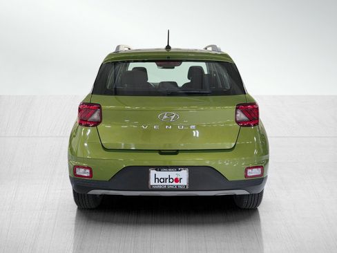 Certified 2023 Hyundai Venue SEL image 6