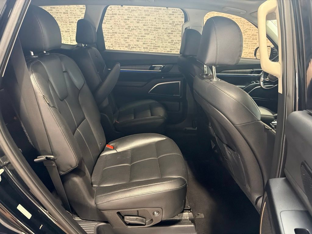 Used 2024 Kia Telluride SX FWD image 12