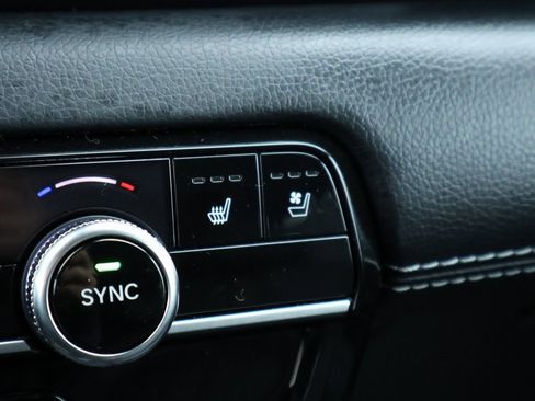 Certified 2023 Honda Pilot Black Edition image 24