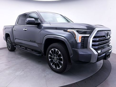 Used 2024 Toyota Tundra Limited w/ Power Package image 10
