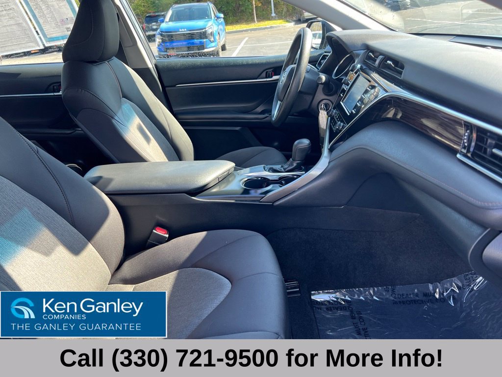 Used 2018 Toyota Camry LE FWD image 53