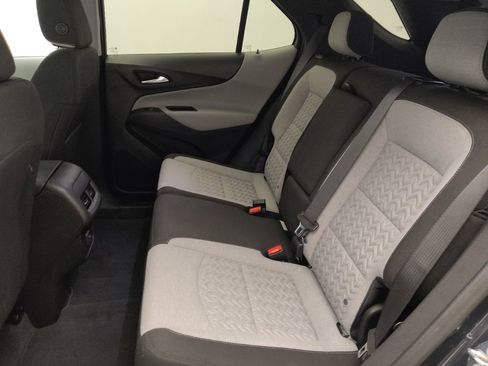 Used 2023 Chevrolet Equinox LT FWD image 18