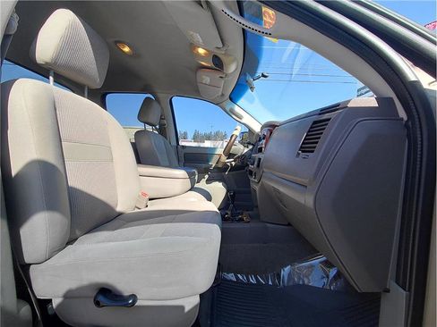 Used 2006 Dodge Ram 2500 Truck SLT w/ Quad Cab Big Horn Value Group image 13