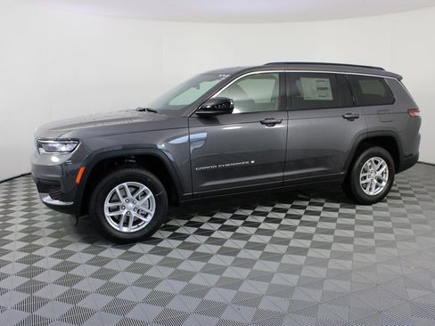 New 2026 Jeep Grand Cherokee L 4WD image 2