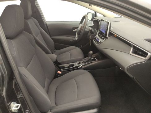 Used 2021 Toyota Corolla LE FWD image 22