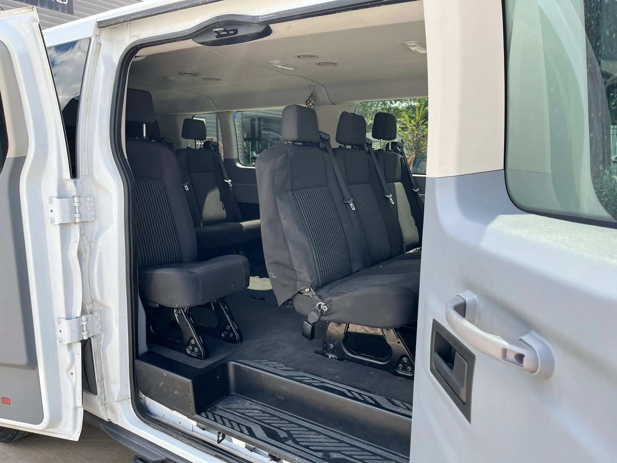Used 2018 Ford Transit 350 XL RWD image 27