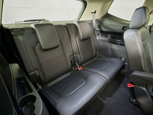 Used 2025 Volkswagen Atlas SEL image 26