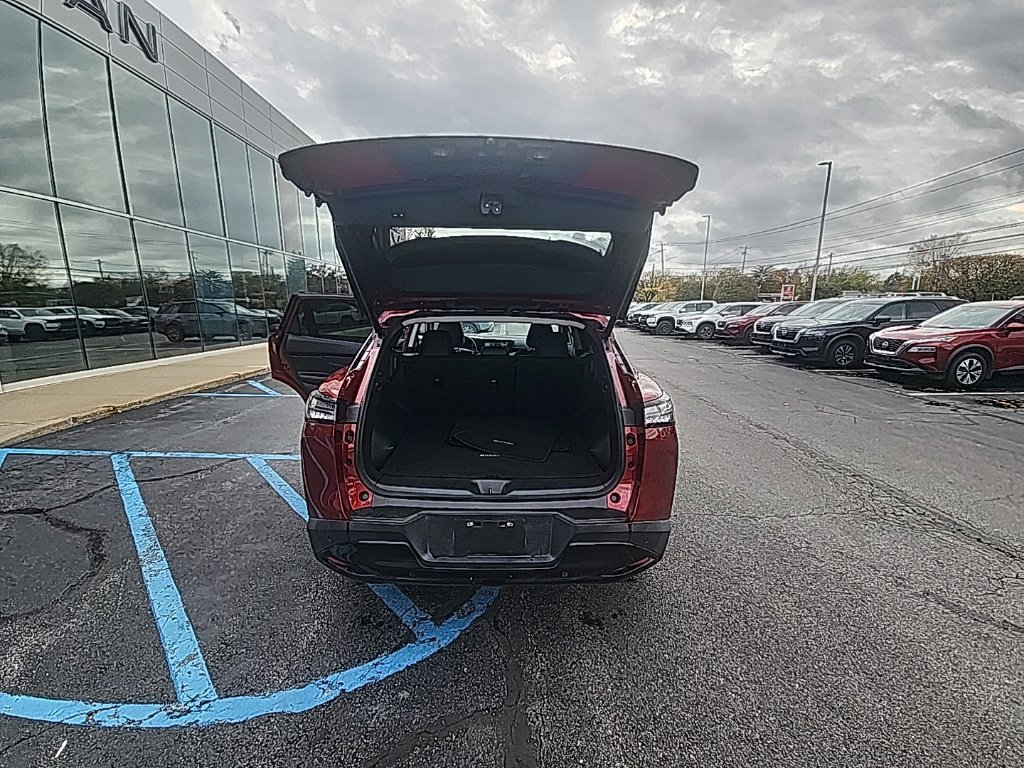Certified 2025 Nissan Murano SV AWD/4WD image 28