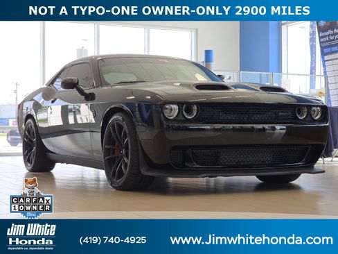 Used 2023 Dodge Challenger SRT Hellcat RWD image 1
