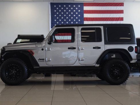 Used 2020 Jeep Wrangler Unlimited Sport AWD/4WD image 5
