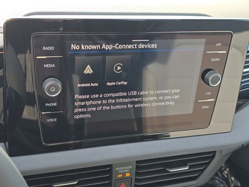 New 2026 Volkswagen Jetta SE image 10