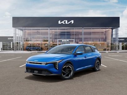 New 2026 Kia K4 EX