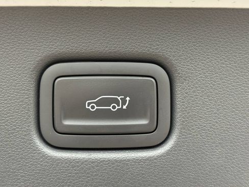 Used 2024 Hyundai Kona Limited AWD/4WD image 11