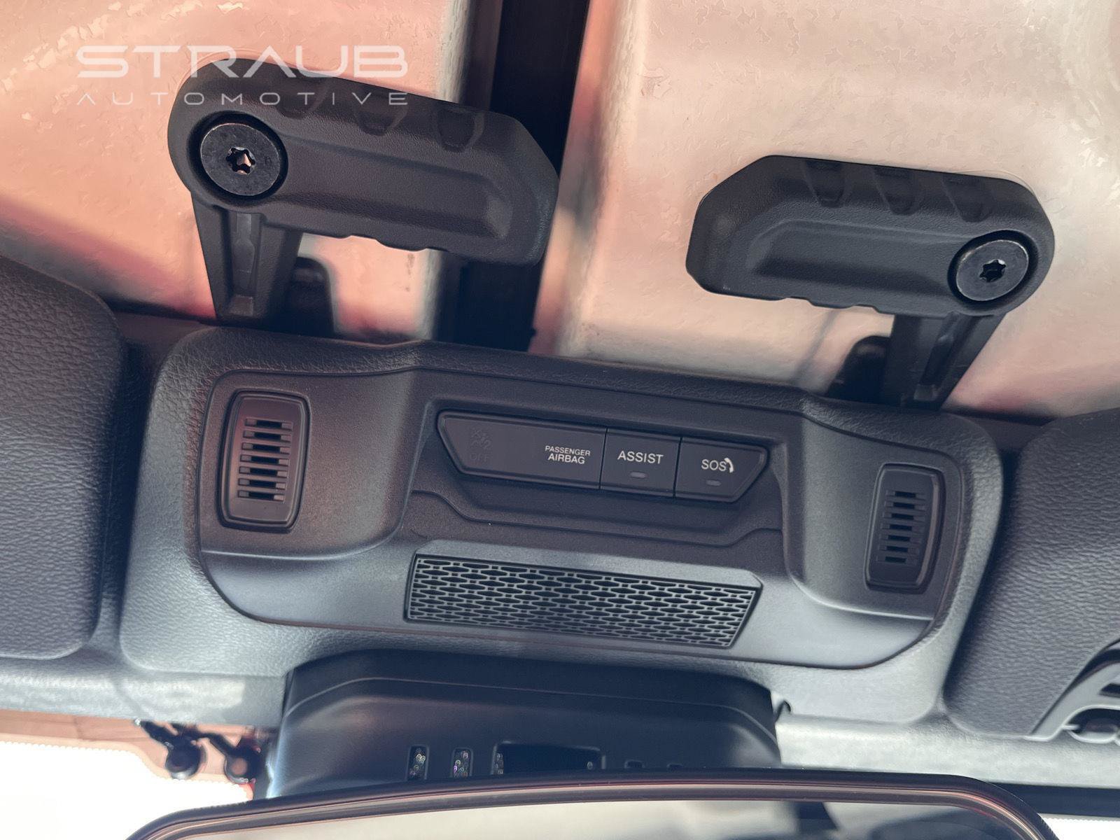 Used 2025 Jeep Gladiator Sport AWD/4WD image 31