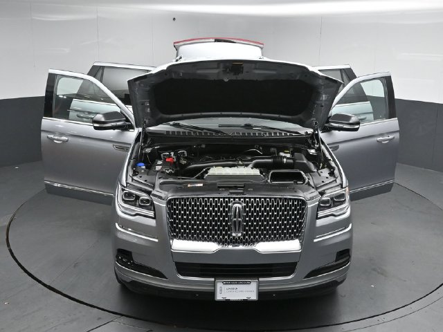 Certified 2023 Lincoln Navigator Reserve AWD/4WD image 56