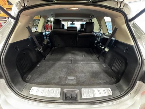 Used 2020 INFINITI QX60 Luxe w/ Essential Package image 38