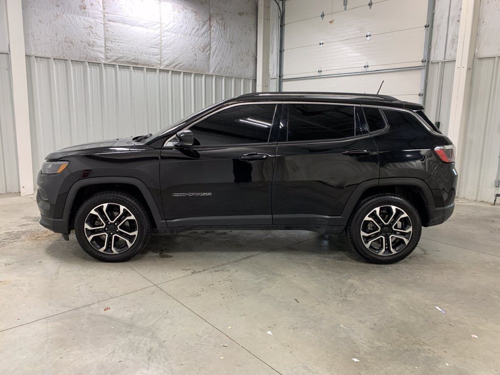 Used 2022 Jeep Compass Limited AWD/4WD image 4