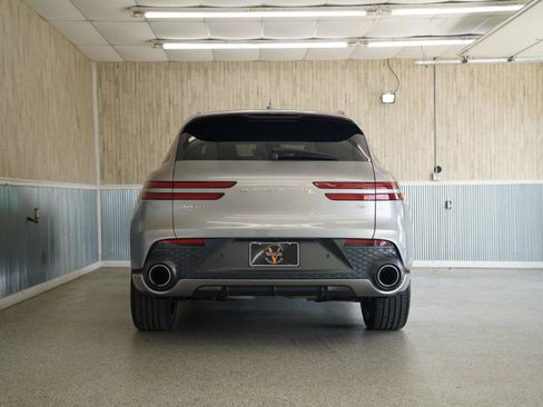 Used 2023 Genesis GV70 2.5T w/ Sport Prestige Package AWD/4WD image 8