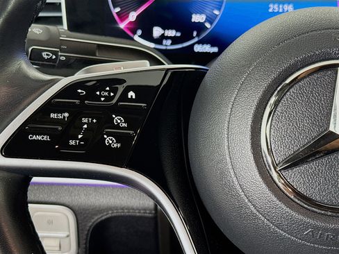 Used 2025 Mercedes-Benz GLE 450 4MATIC Coupe image 13