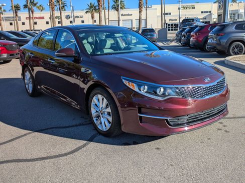 Used 2016 Kia Optima EX w/ Premium Package image 7