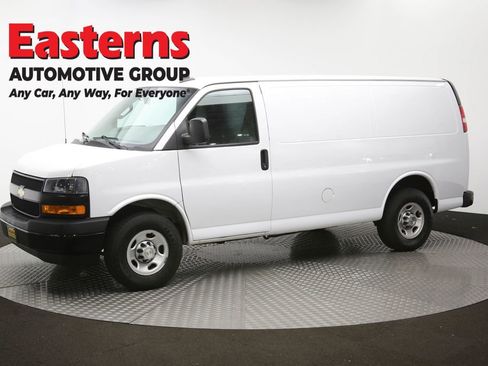 Used 2021 Chevrolet Express 2500 image 55