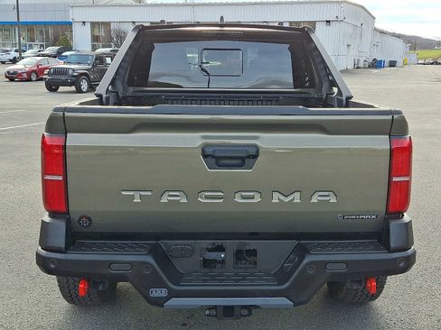 Used 2025 Toyota Tacoma 4x4 Double Cab Hybrid image 5