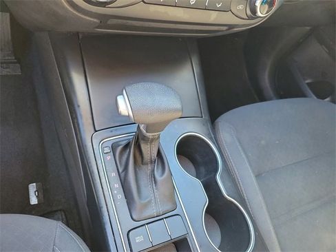 Used 2020 Kia Sorento LX image 22