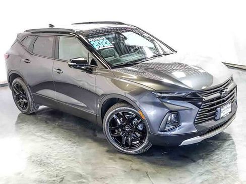 Used 2022 Chevrolet Blazer LT w/ Sound & Technology Package AWD/4WD image 6