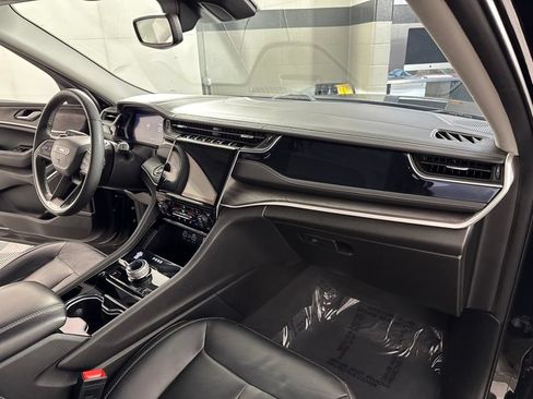 Used 2022 Jeep Grand Cherokee Limited 4xe AWD/4WD image 19