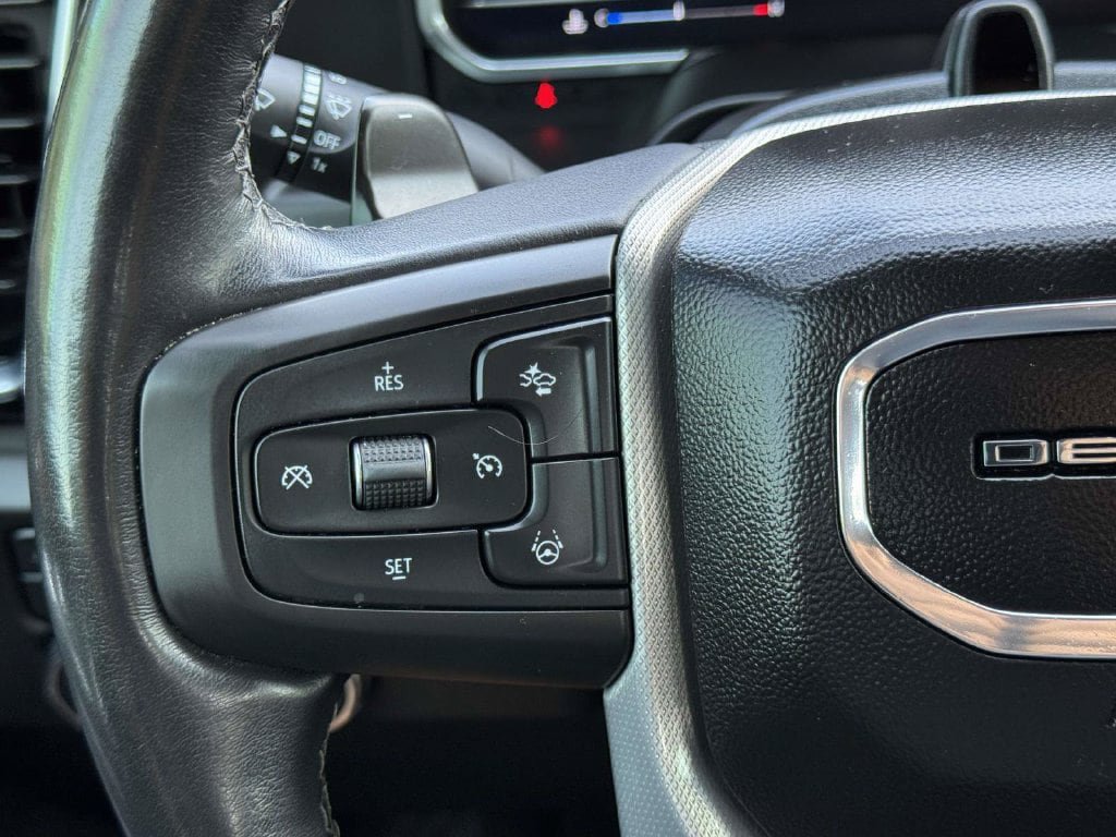 Used 2023 GMC Sierra 1500 Denali AWD/4WD image 12