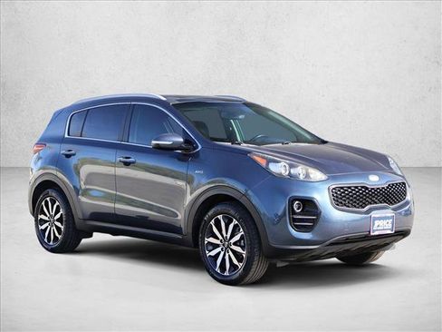 Used 2017 Kia Sportage EX AWD/4WD image 3