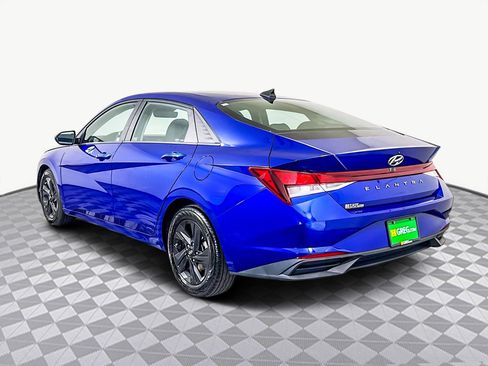 Used 2021 Hyundai Elantra SEL image 7