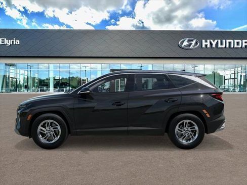 New 2026 Hyundai Tucson SE FWD image 3