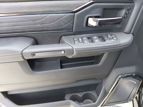New 2026 RAM 2500 Limited AWD/4WD image 31