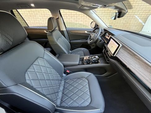 New 2026 Volkswagen Atlas SEL Premium R-Line AWD/4WD image 6